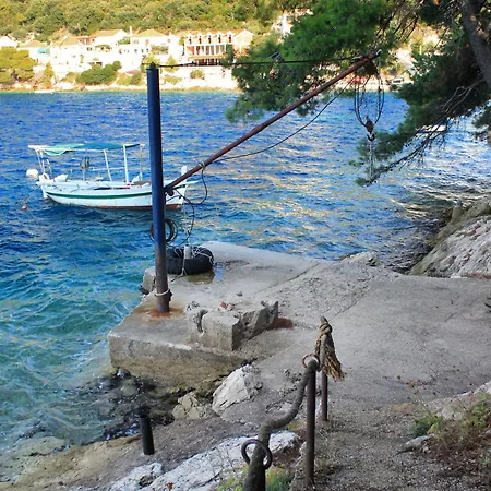 Daire By The Sea Ubli, - 24676 *